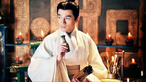 光荣之路上的狗