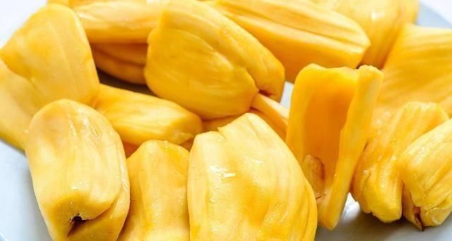 再见金钱，前往贫困村